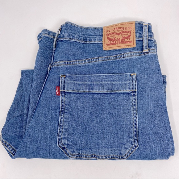LEVI'S Mile High Cropped Wide Leg Stoned Out Jeans - Picture 10 of 10